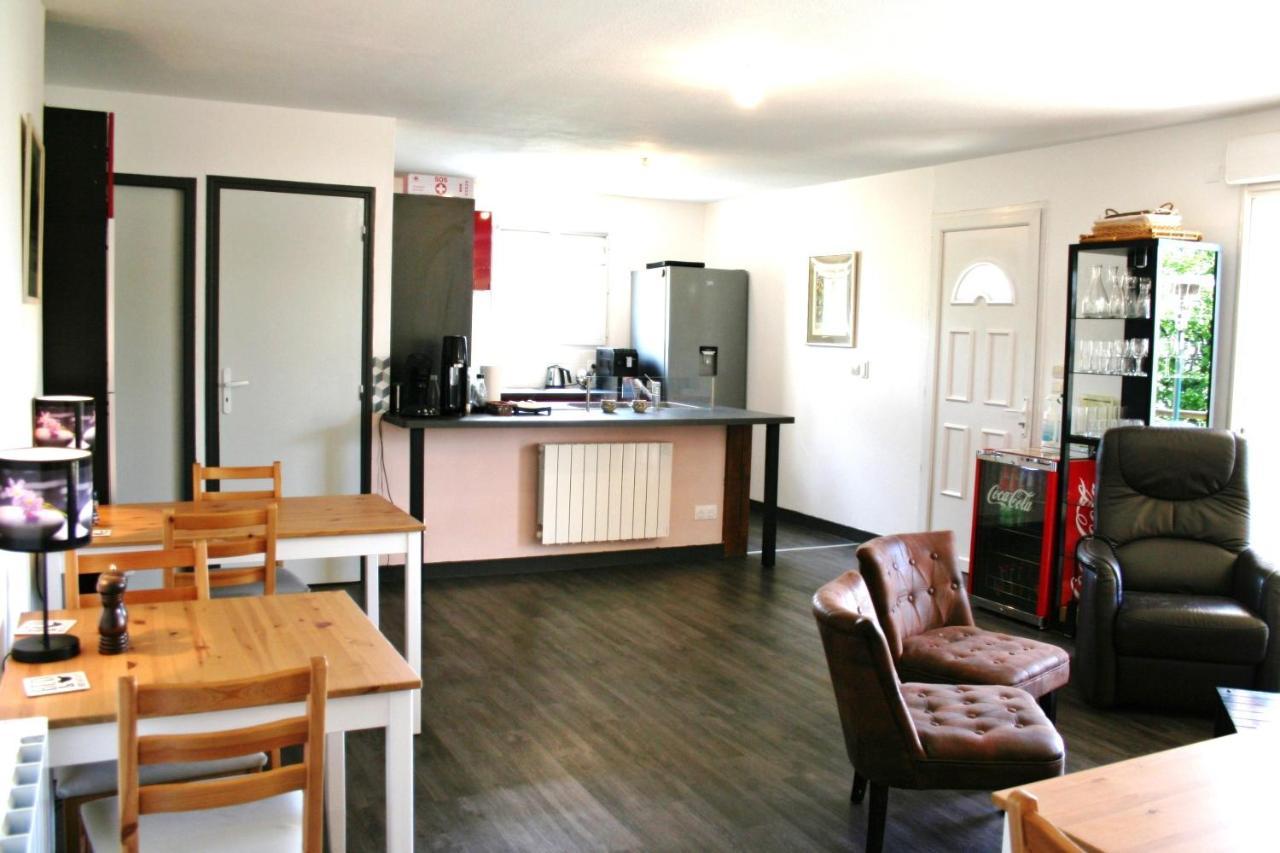 Bonabri Vacances - Chambres D'Hotes Chazelles  Exterior foto